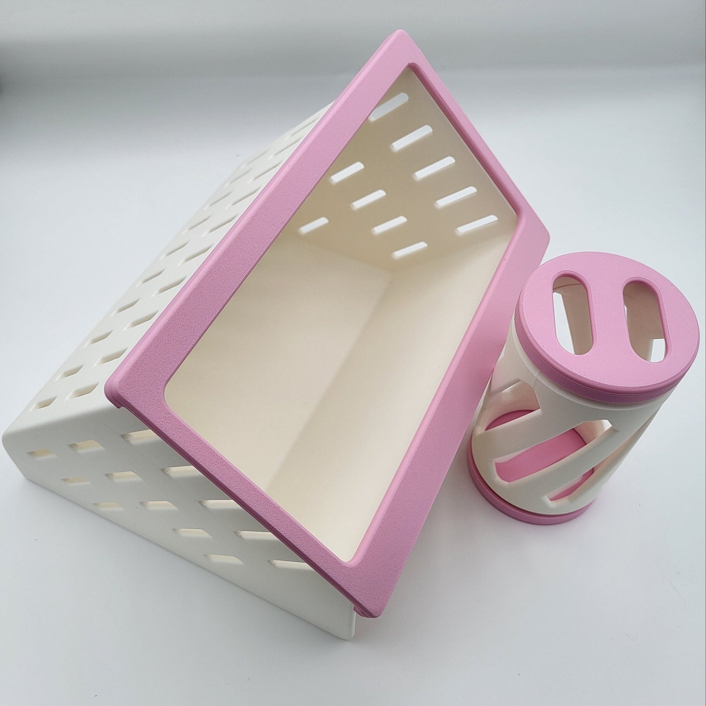 Open Air Hay Feeder and Hay Roller Bundle