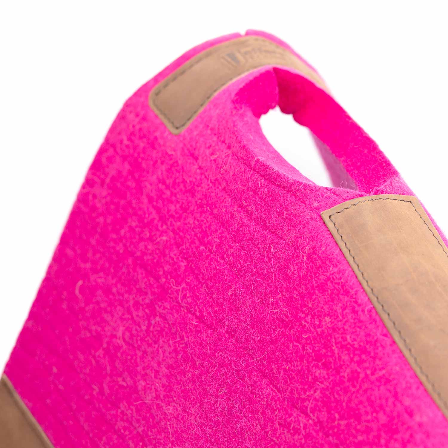 100% wool equine saddle pad